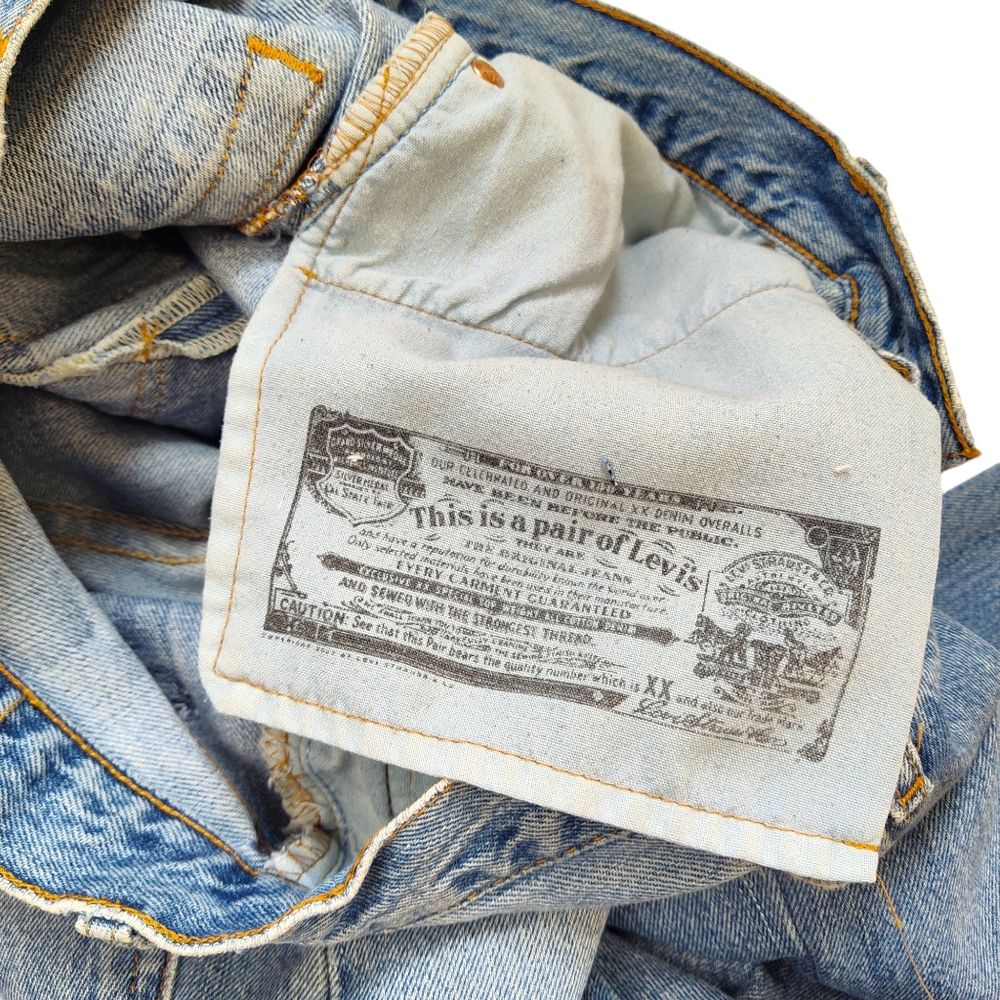 Levi's 501 Light Wash Re Worked Vintage Tapered Jeans Art To Wear Size 34 Mended - Picture 6 of 10